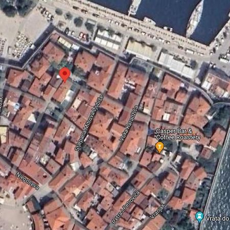 Altstadt von Budva Buitenkant foto